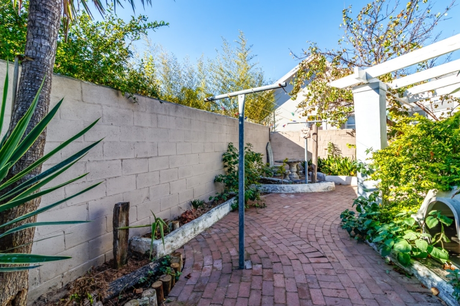 4 Bedroom Property for Sale in Zevendal Western Cape